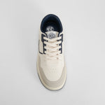 Zapatilla deportiva blanca y azul NYC