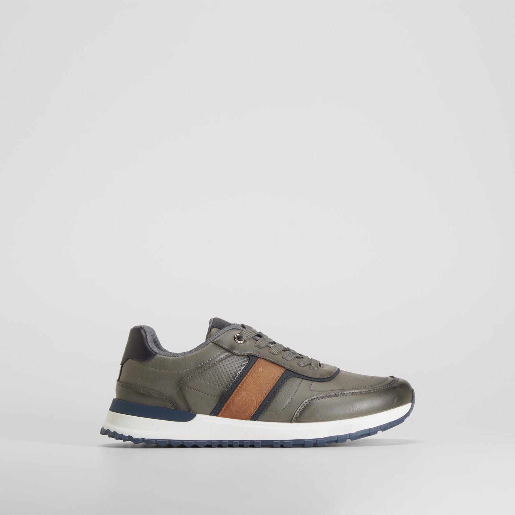 Zapatilla deportiva retro jogger gris SENDA ROAD