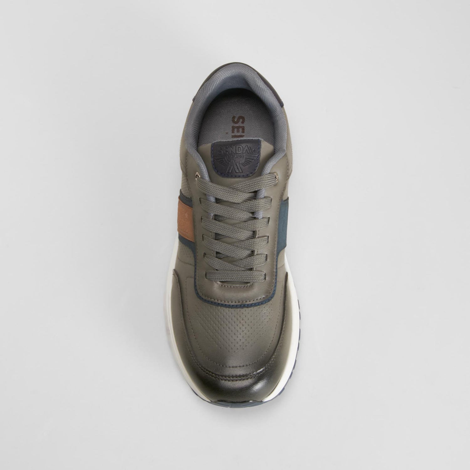 Zapatilla deportiva retro jogger gris SENDA ROAD