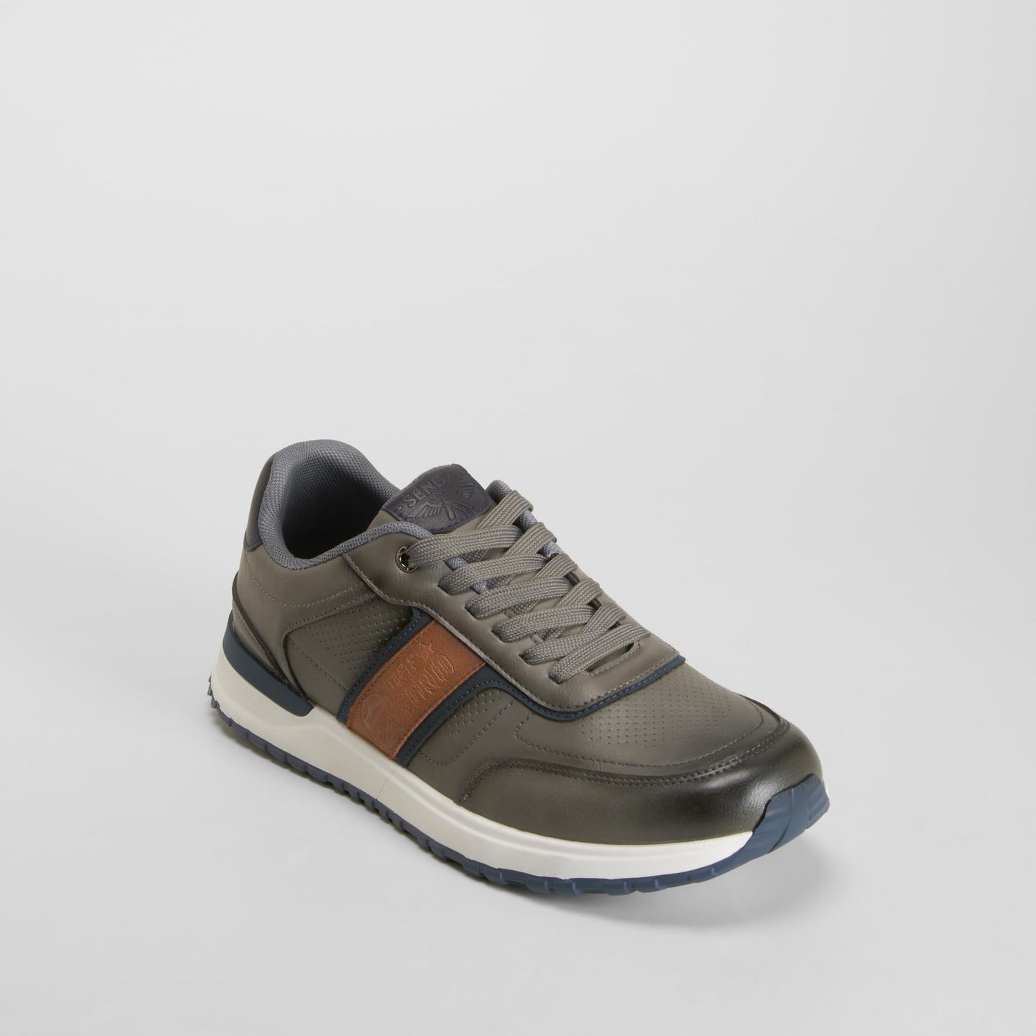 Zapatilla deportiva retro jogger gris SENDA ROAD