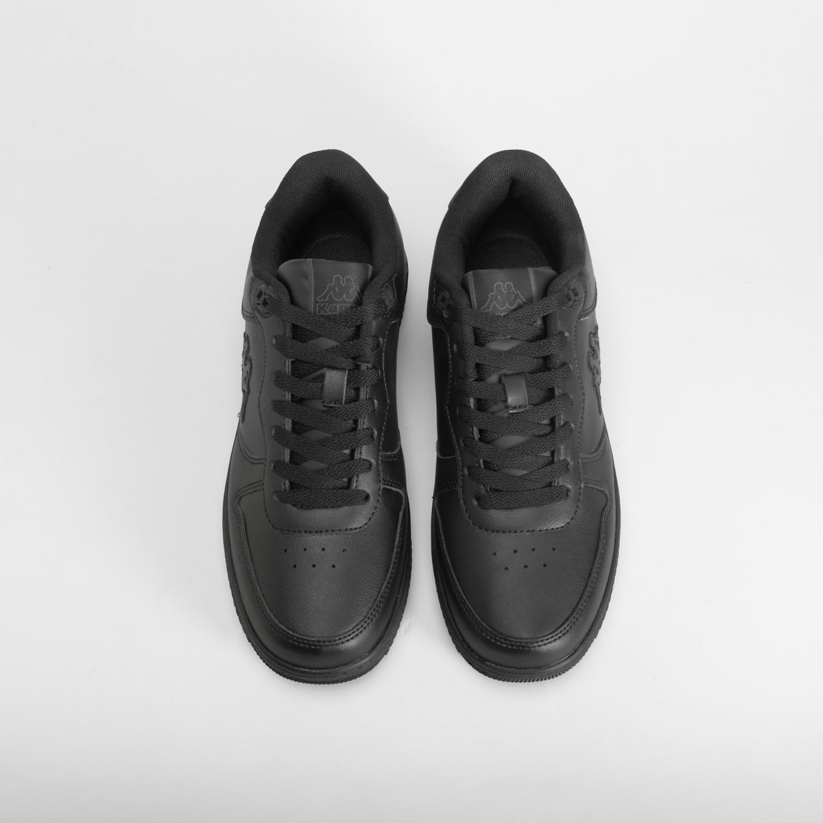 Zapatilla deportiva maserta cordones negra KAPPA