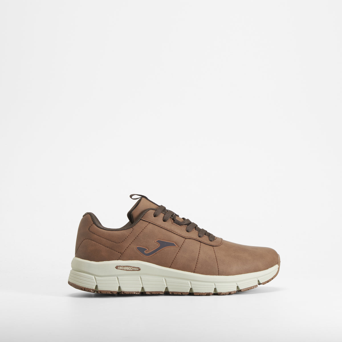 Zapatilla deportiva daily 2624 marrón JOMA