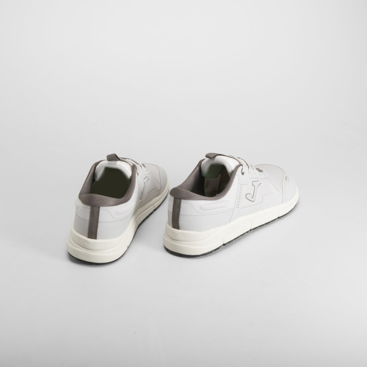 Zapatilla neron barefoot 2625 gris JOMA