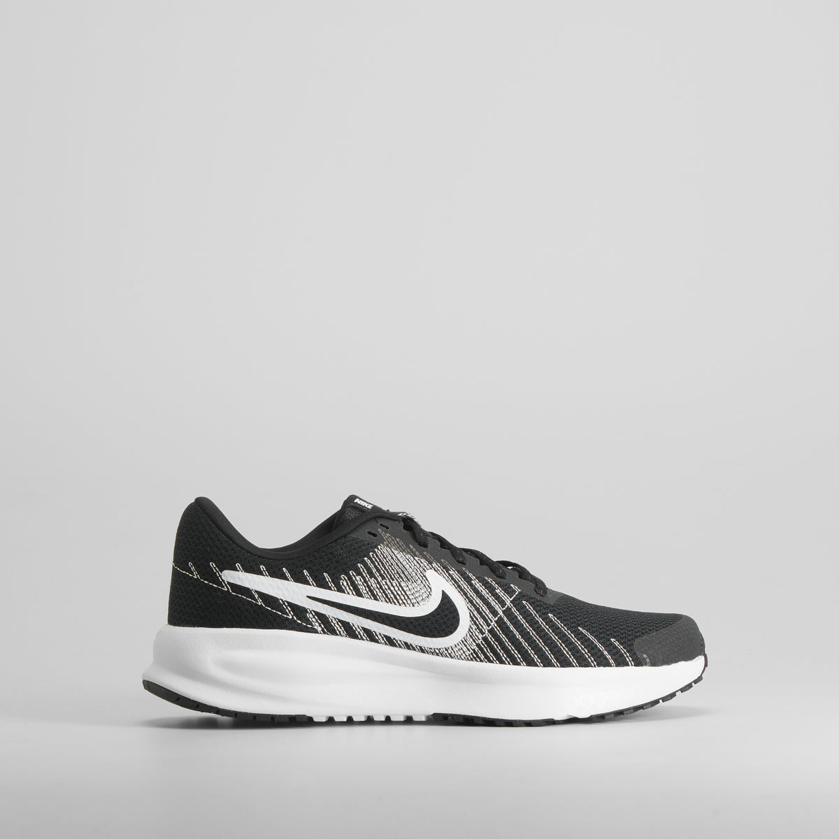 Zapatilla deportiva Run Dely gris NIKE