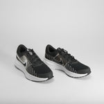 Zapatilla deportiva Run Dely gris NIKE