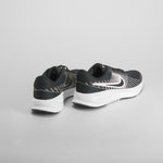 Zapatilla deportiva Run Dely gris NIKE