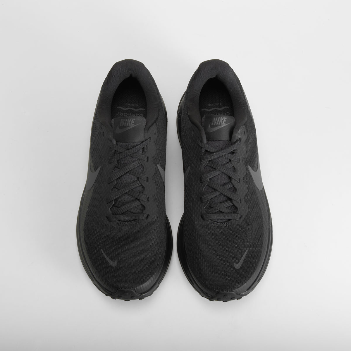 Zapatilla deportiva Revolution 8 total negra NIKE