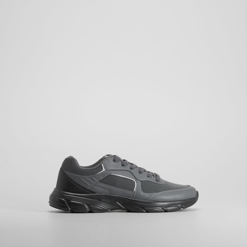 Zapatilla deportiva gris suela negra UTWO