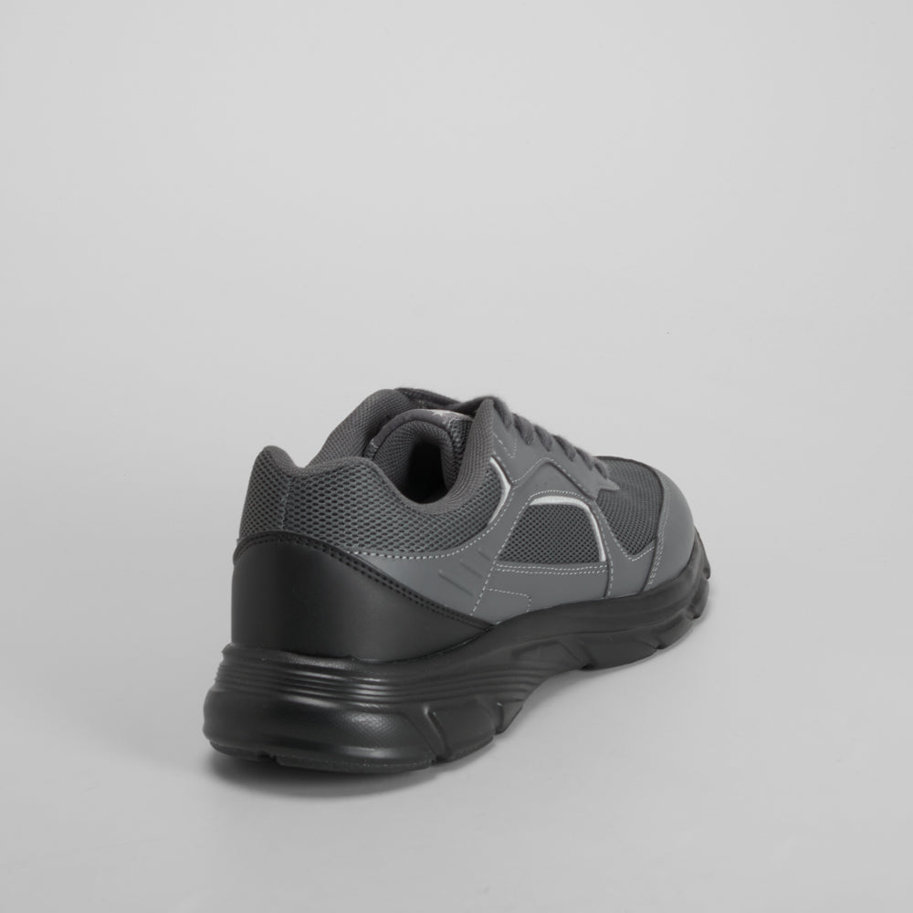 Zapatilla deportiva gris suela negra UTWO
