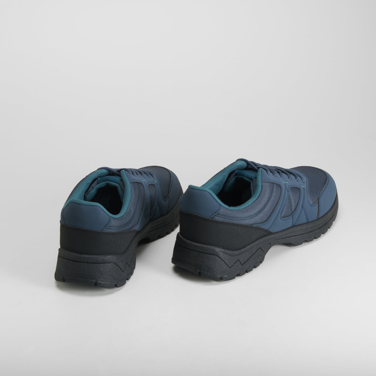 Zapatilla deportiva trekking azul UTWO