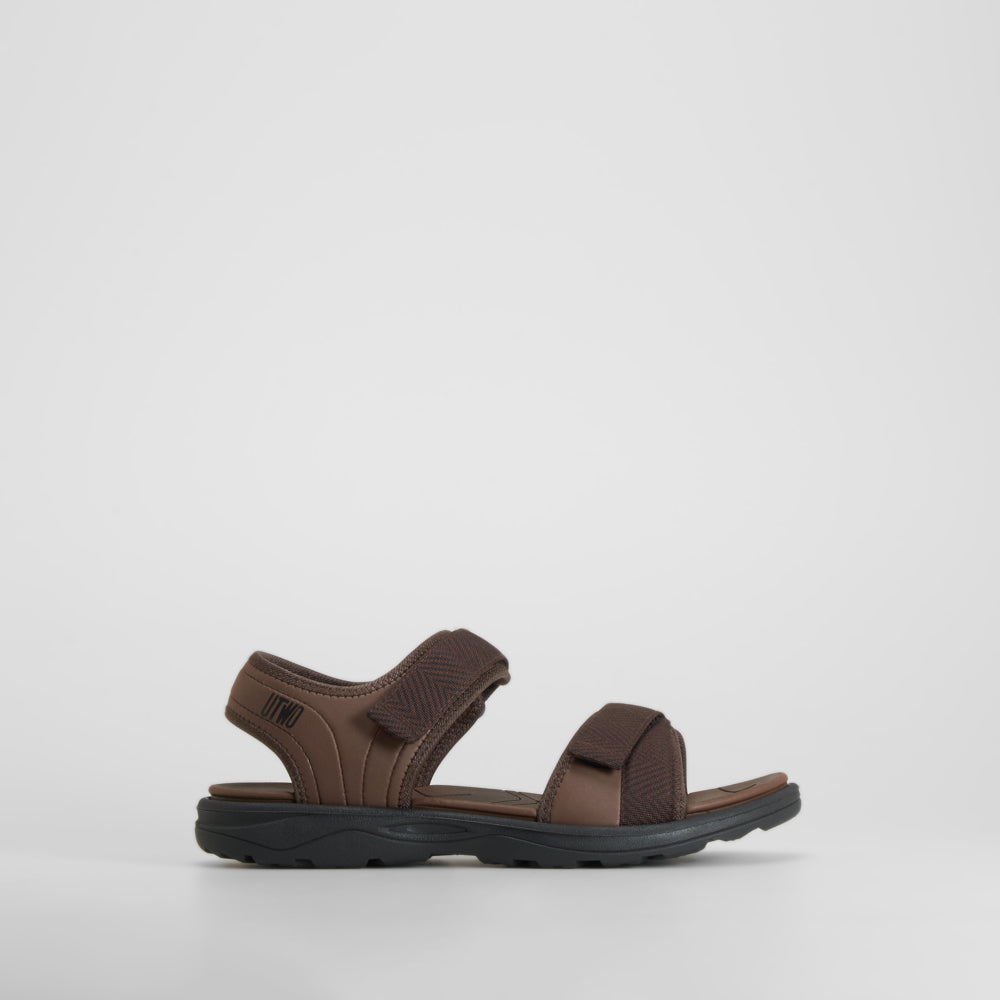 Sandalia sport marrón UTWO
