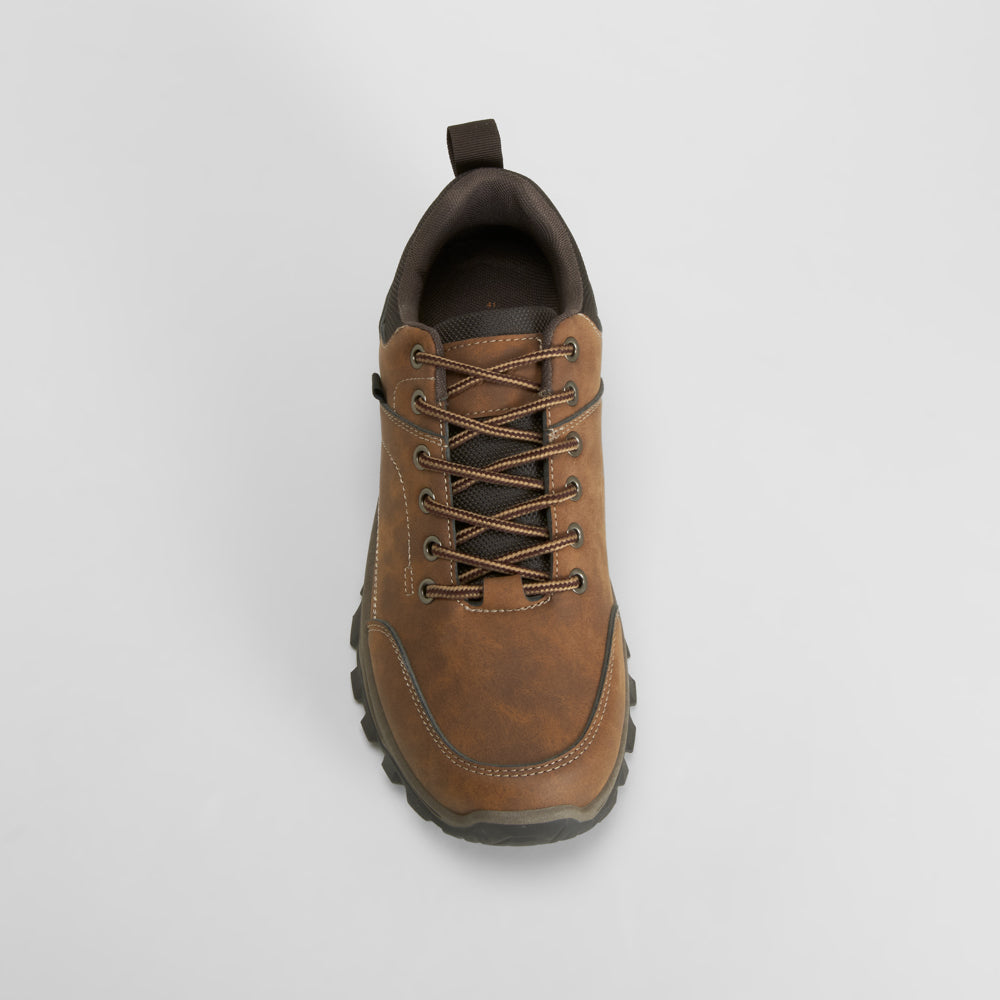 Zapatilla trekking resistente marrón UDOK