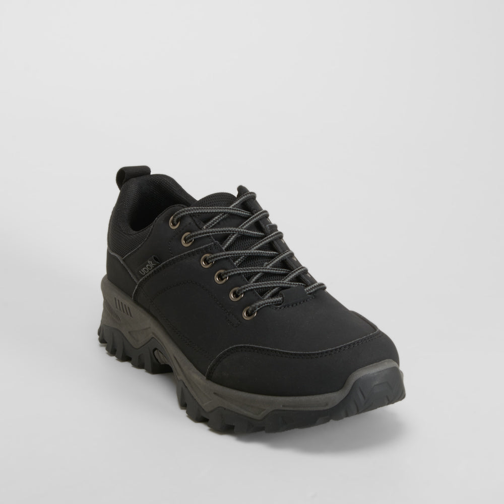 Zapatilla deportiva trekking negra UDOK