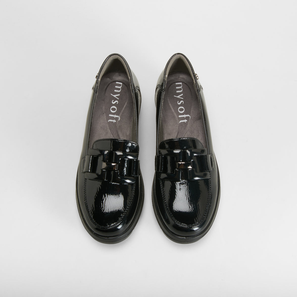 Mocasín charol plataforma elegante negro MYSOFT