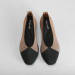 Zapato cuña negro y beige MYSOFT