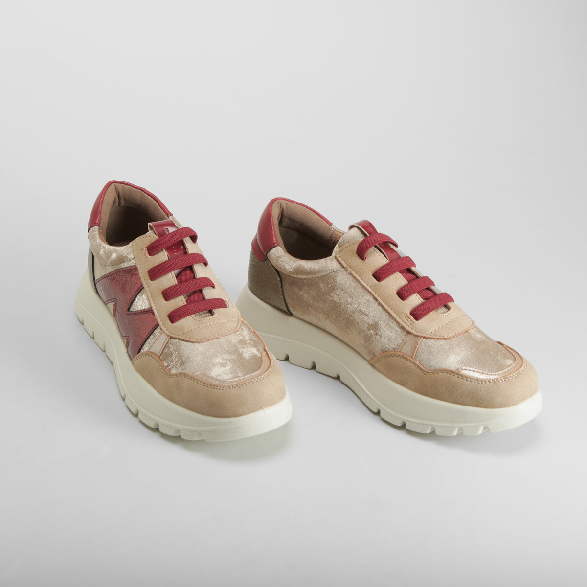 Zapatilla casual elásticos beige MYSOFT