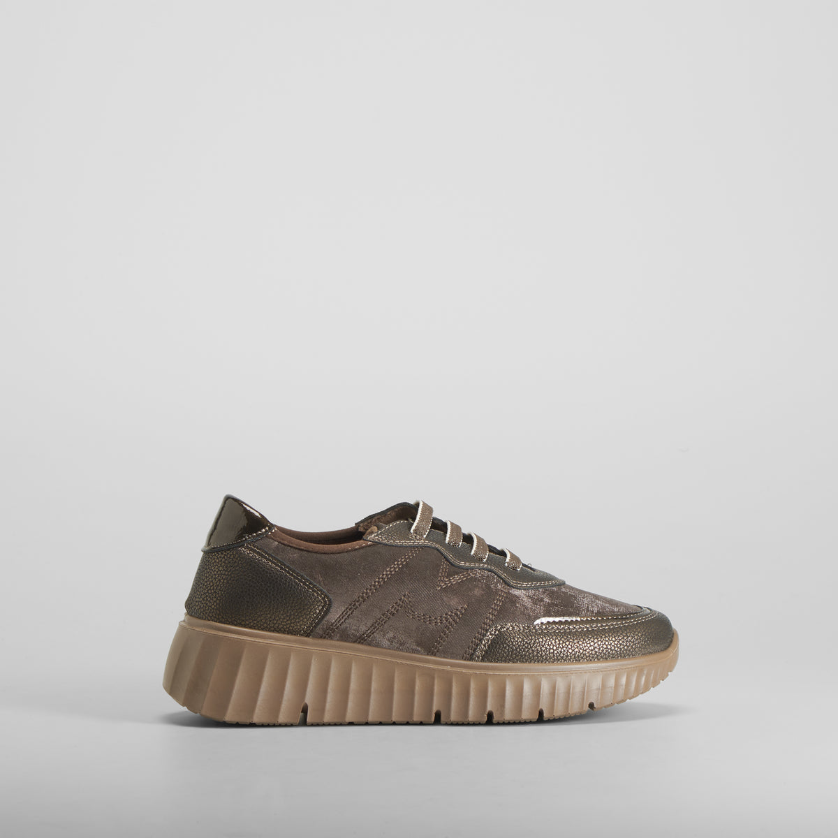 Zapatilla casual elásticos marrón MYSOFT