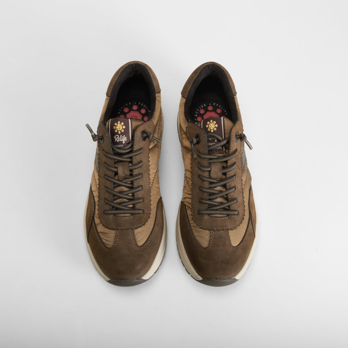 Zapatilla casual bimaterial marrón RELIFE