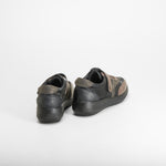 Zapatilla deportiva casual negra MYSOFT