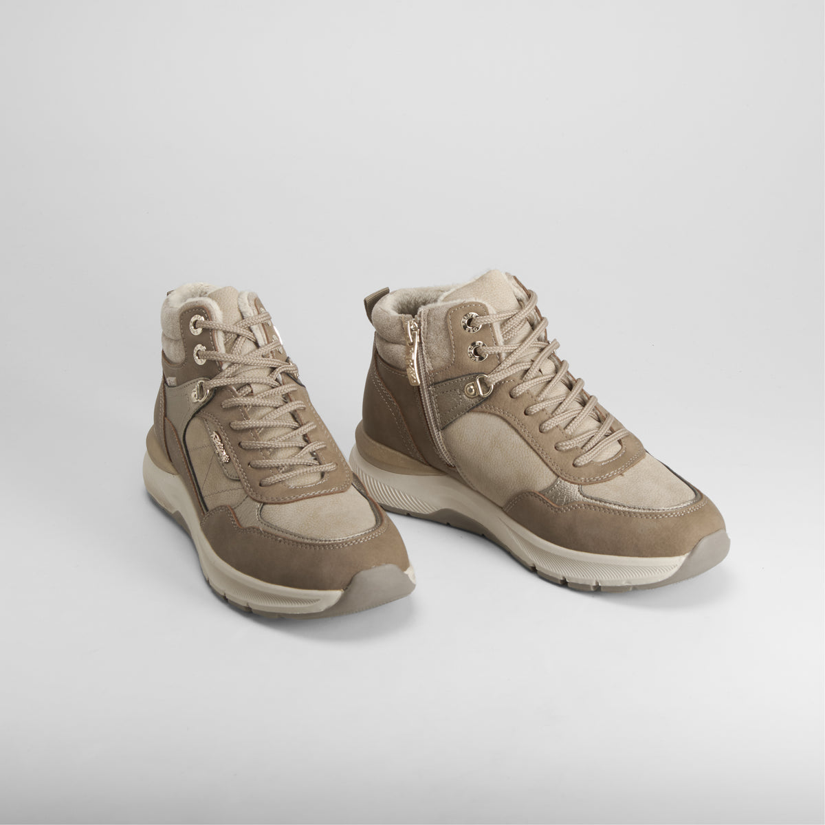 Botín deportivo confort beige RELIFE