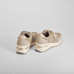 Zapatilla sneaker cuña beige COMFEET