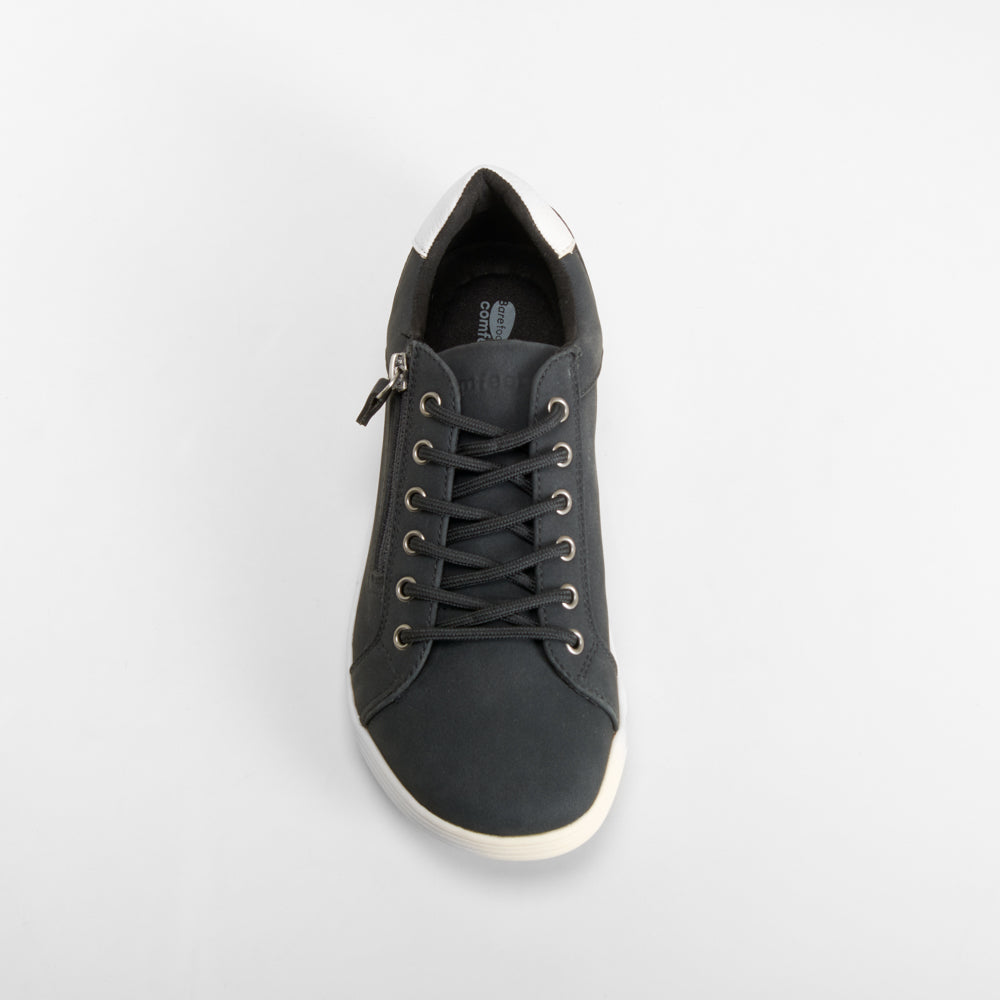 Sneaker barefoot negra COMFEET