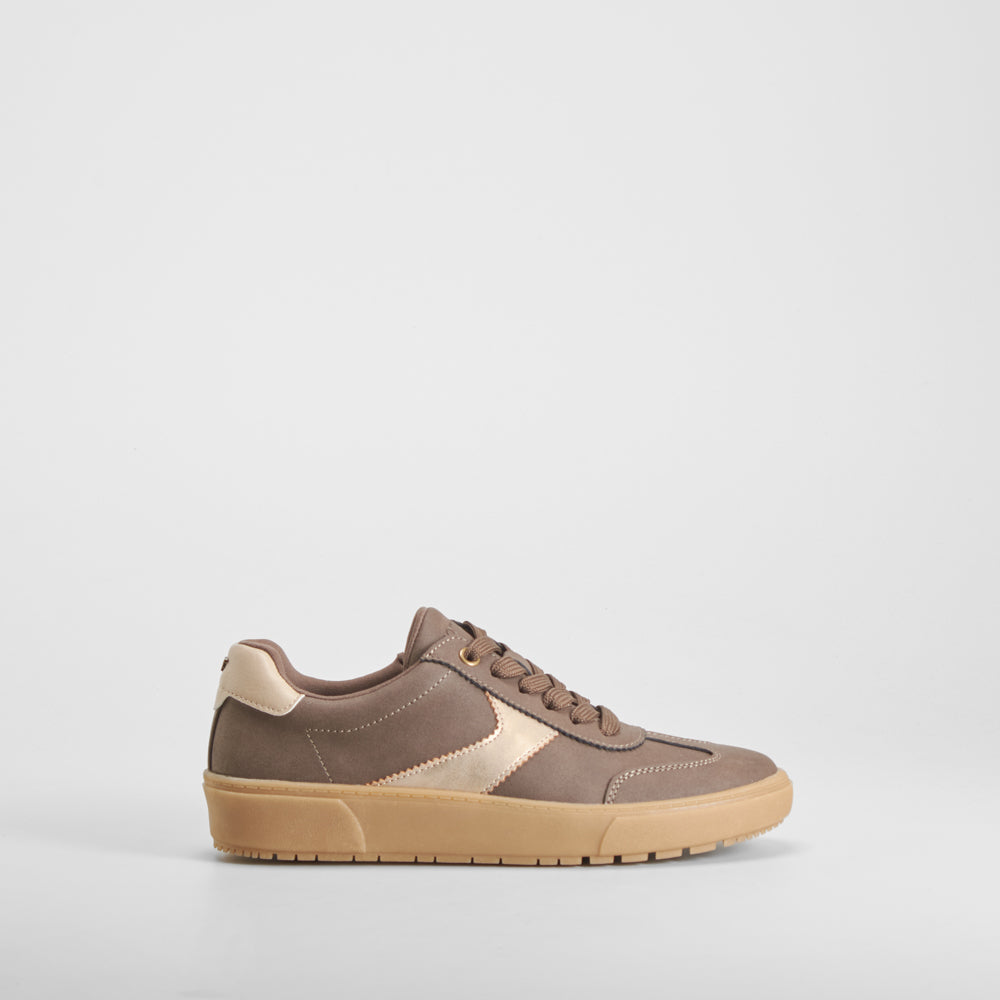Zapatilla urbana Shock Absorber marrón COMFEET