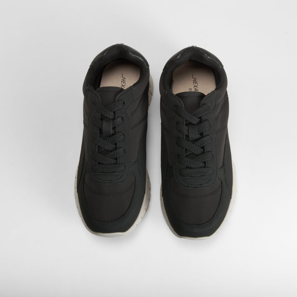 Zapatilla sneaker hexaflex negra COMFEET
