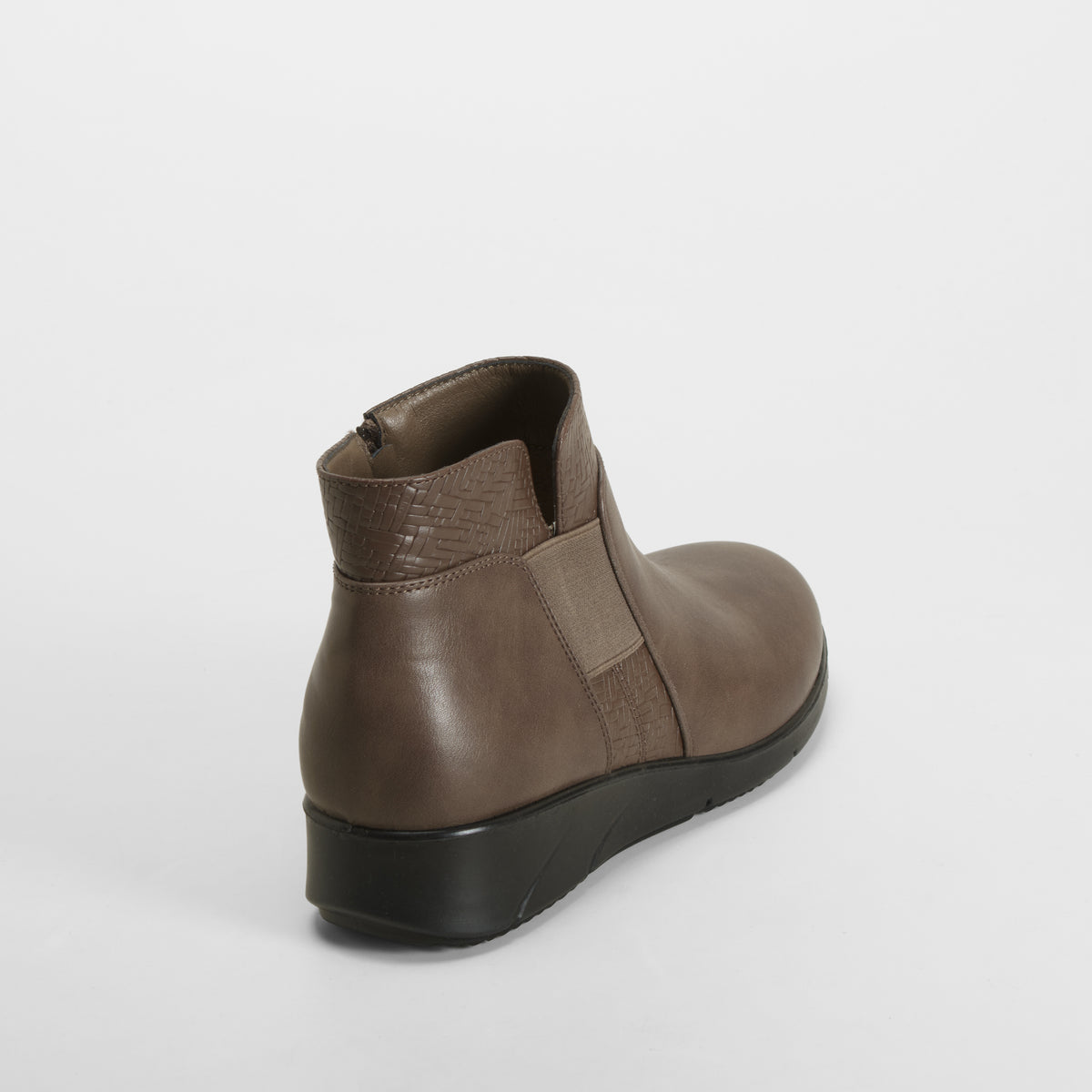 Botín Soft Insock cremallera marrón COMFEET