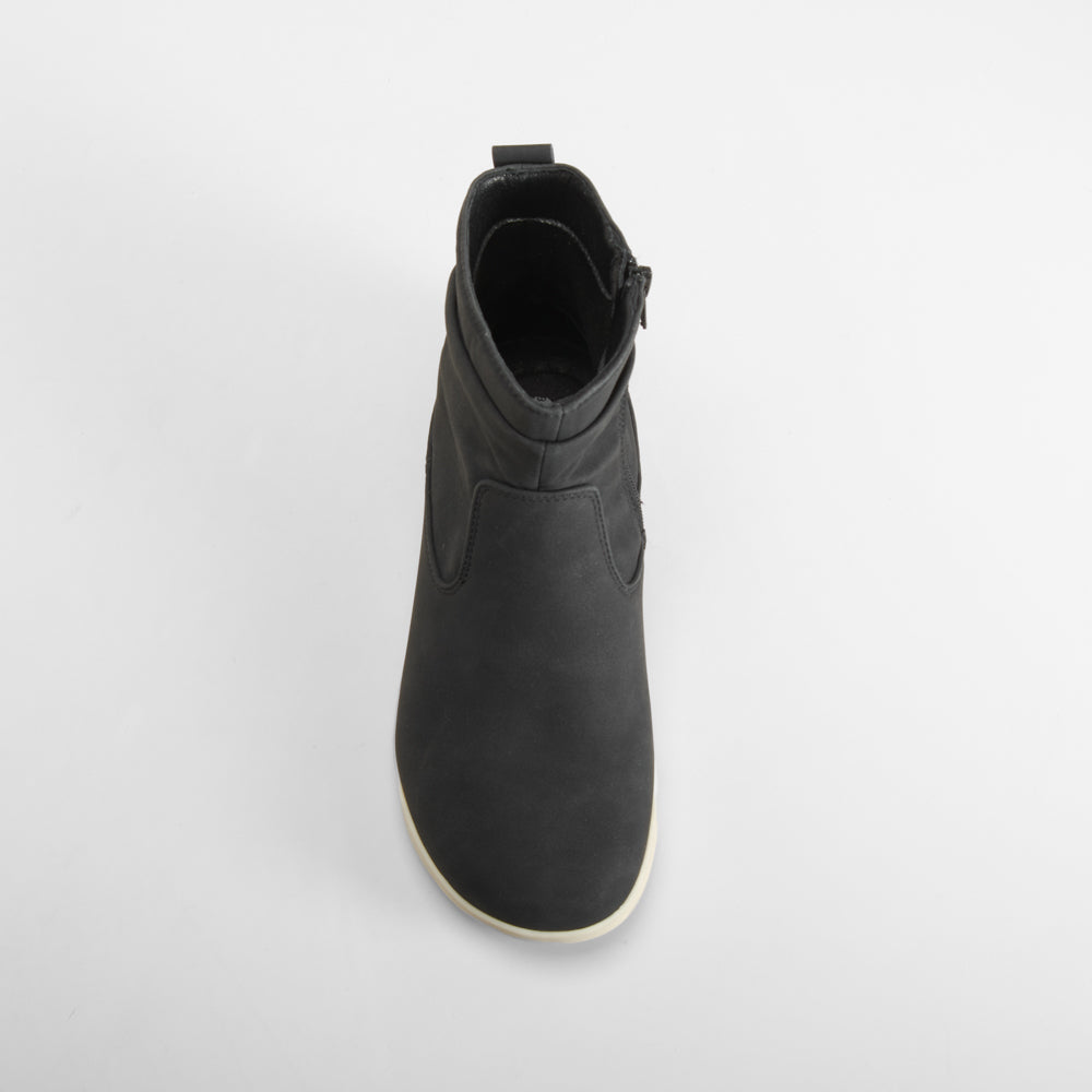 Botín plisado barefoot negro COMFEET