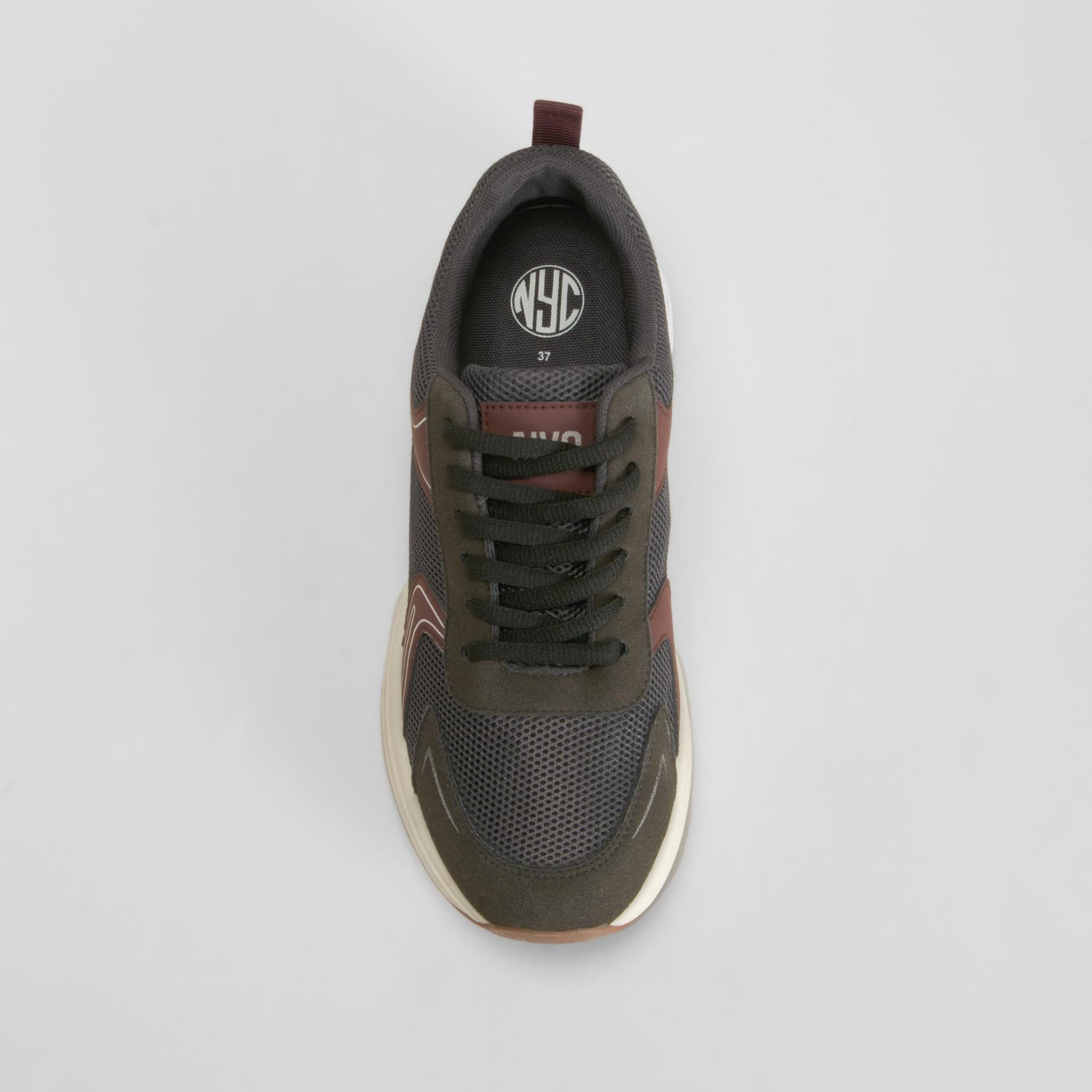 Deportiva running mesh negra NYC
