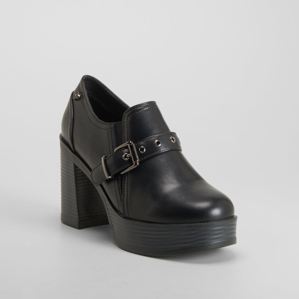 Zapato bajo tacón alto y plataforma negro NYC