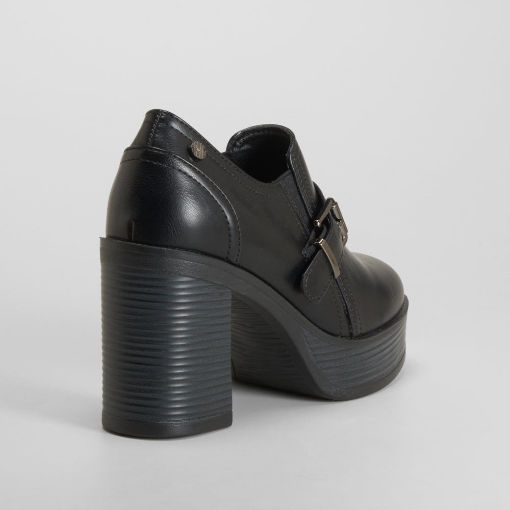 Zapato bajo tacón alto y plataforma negro NYC