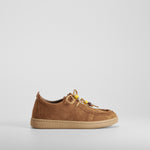Zapato plano casual con detalle cuentas beige NYC