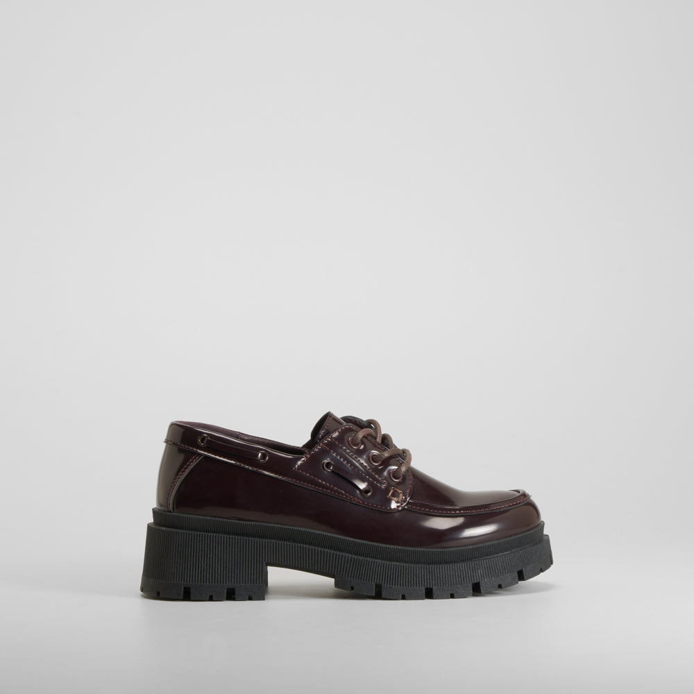 Zapato náutico chunky burdeos NYC