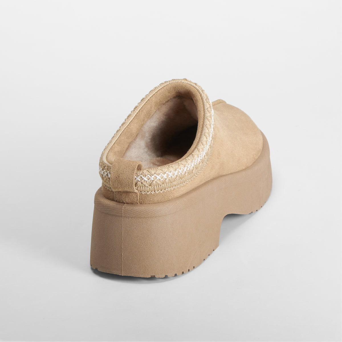Zueco australiano tacón beige NYC