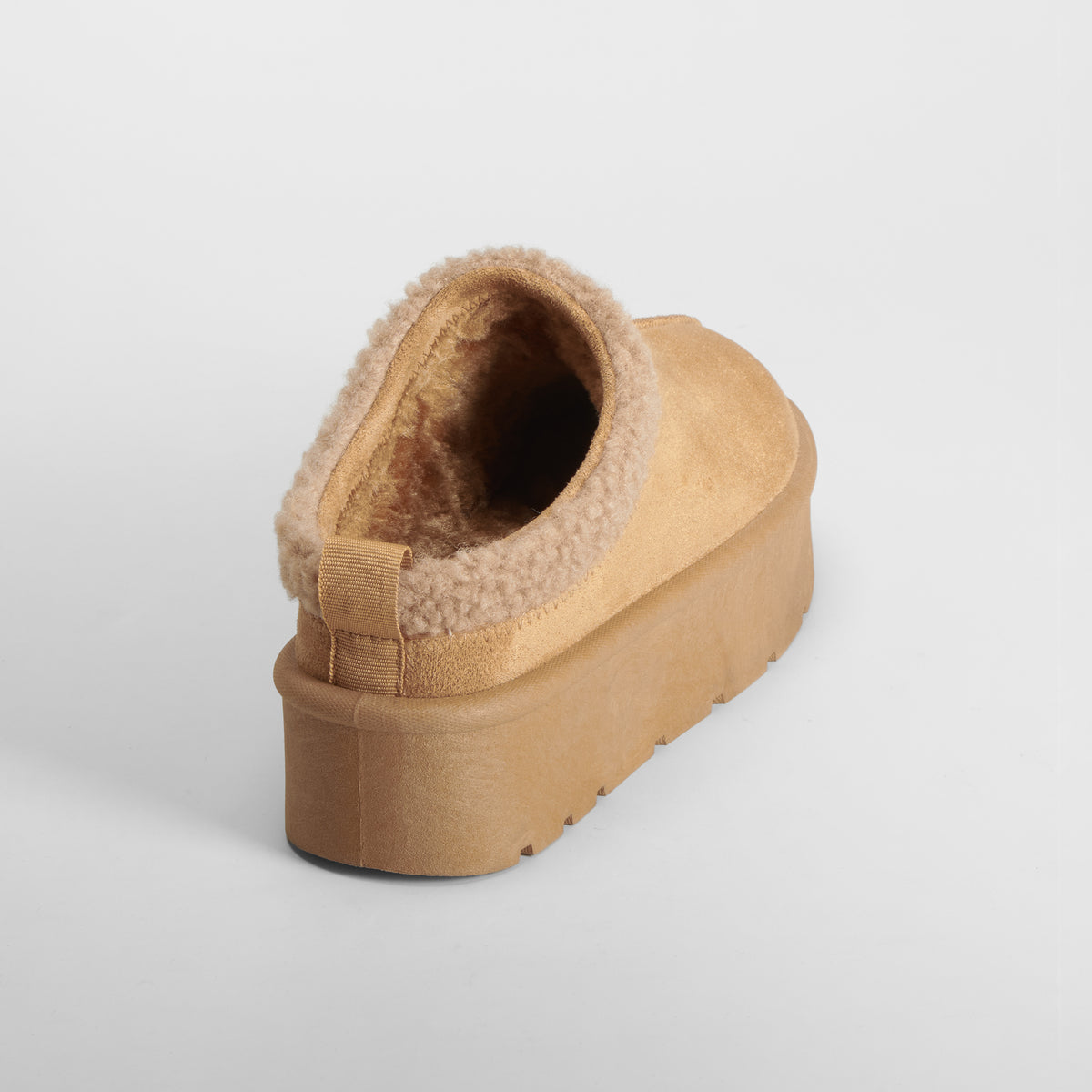 Zueco australiano plataforma beige NYC