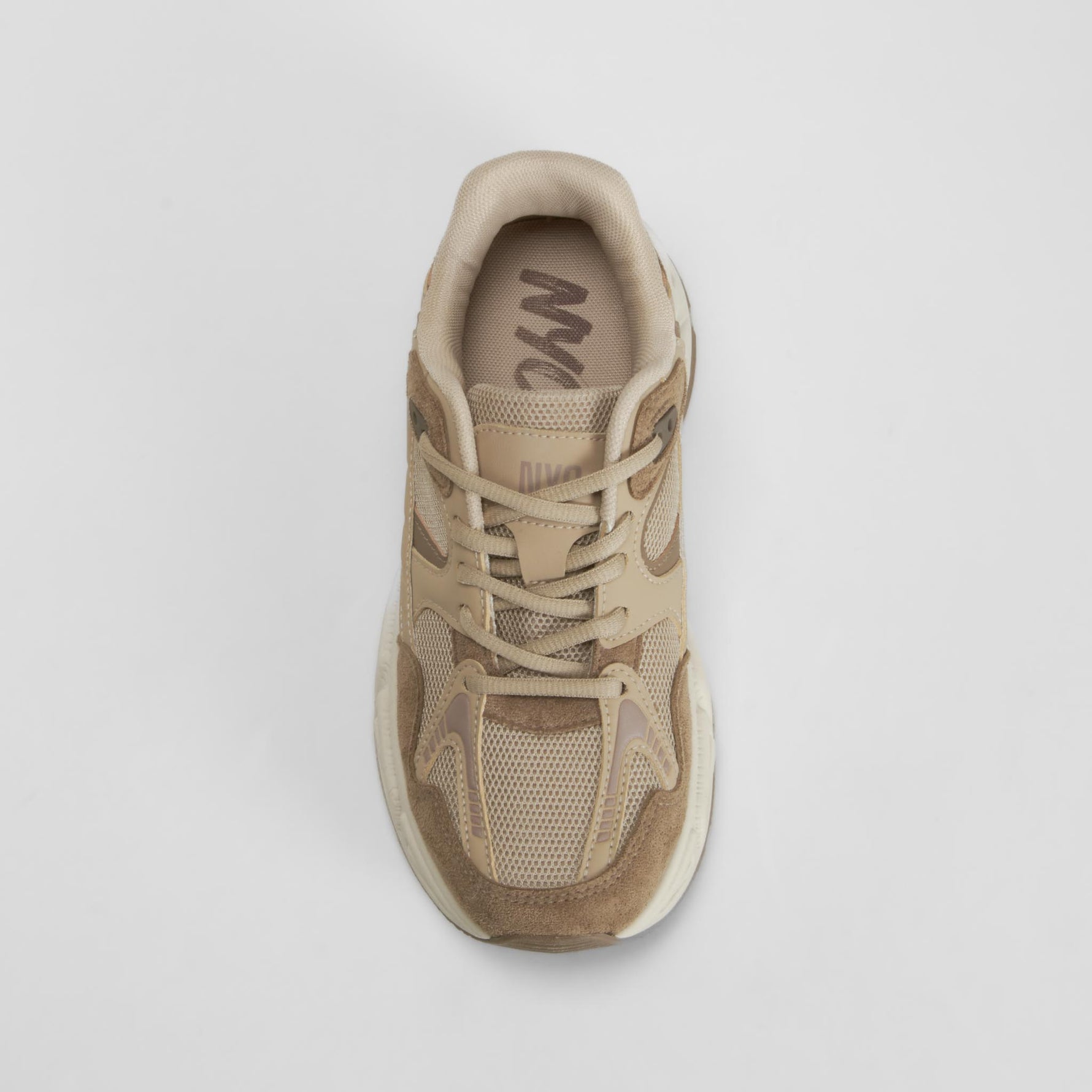 Deportiva running chunky marrón NYC