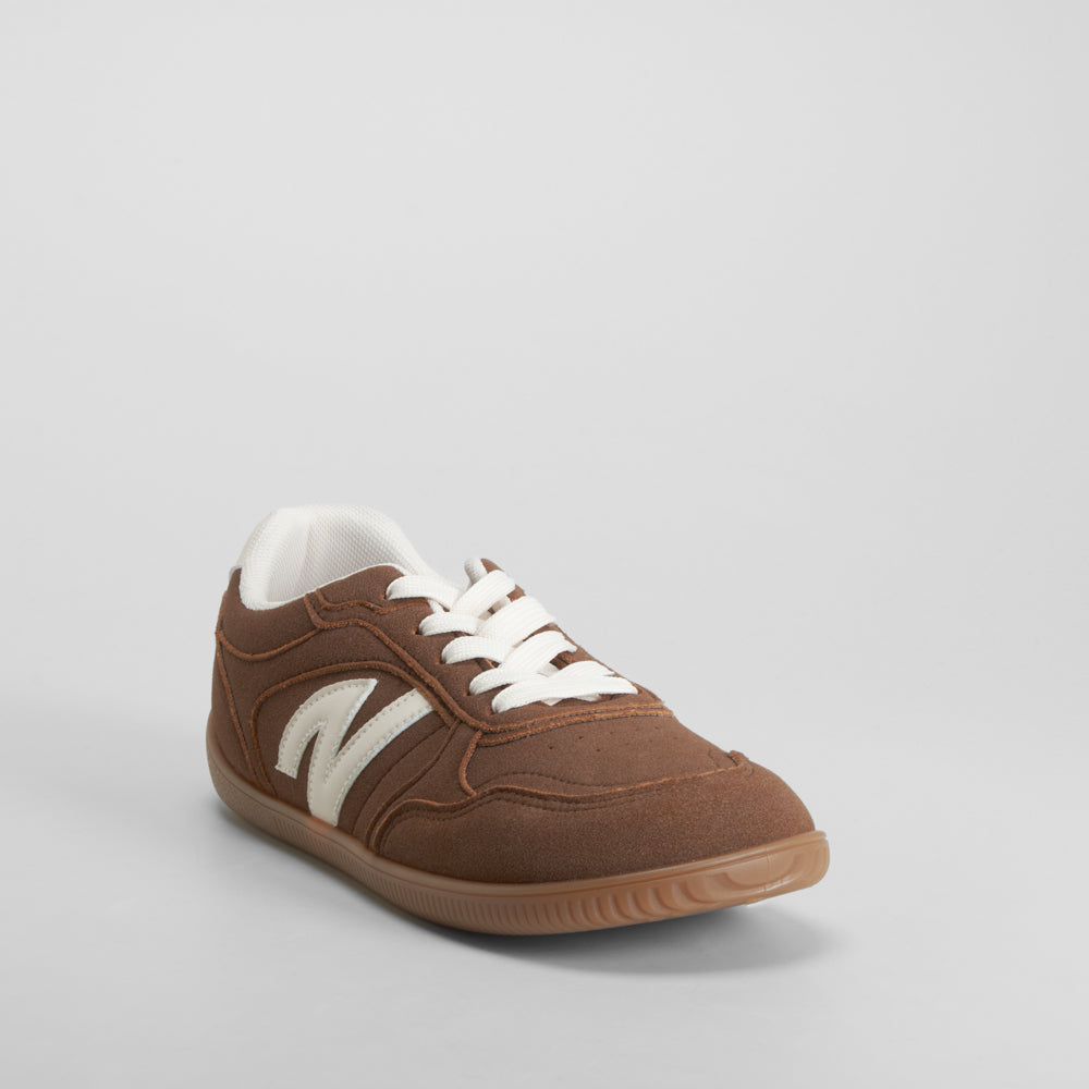Sneaker barefoot marrón NYC