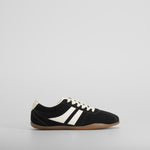 Sneaker caramelo color negro NYC