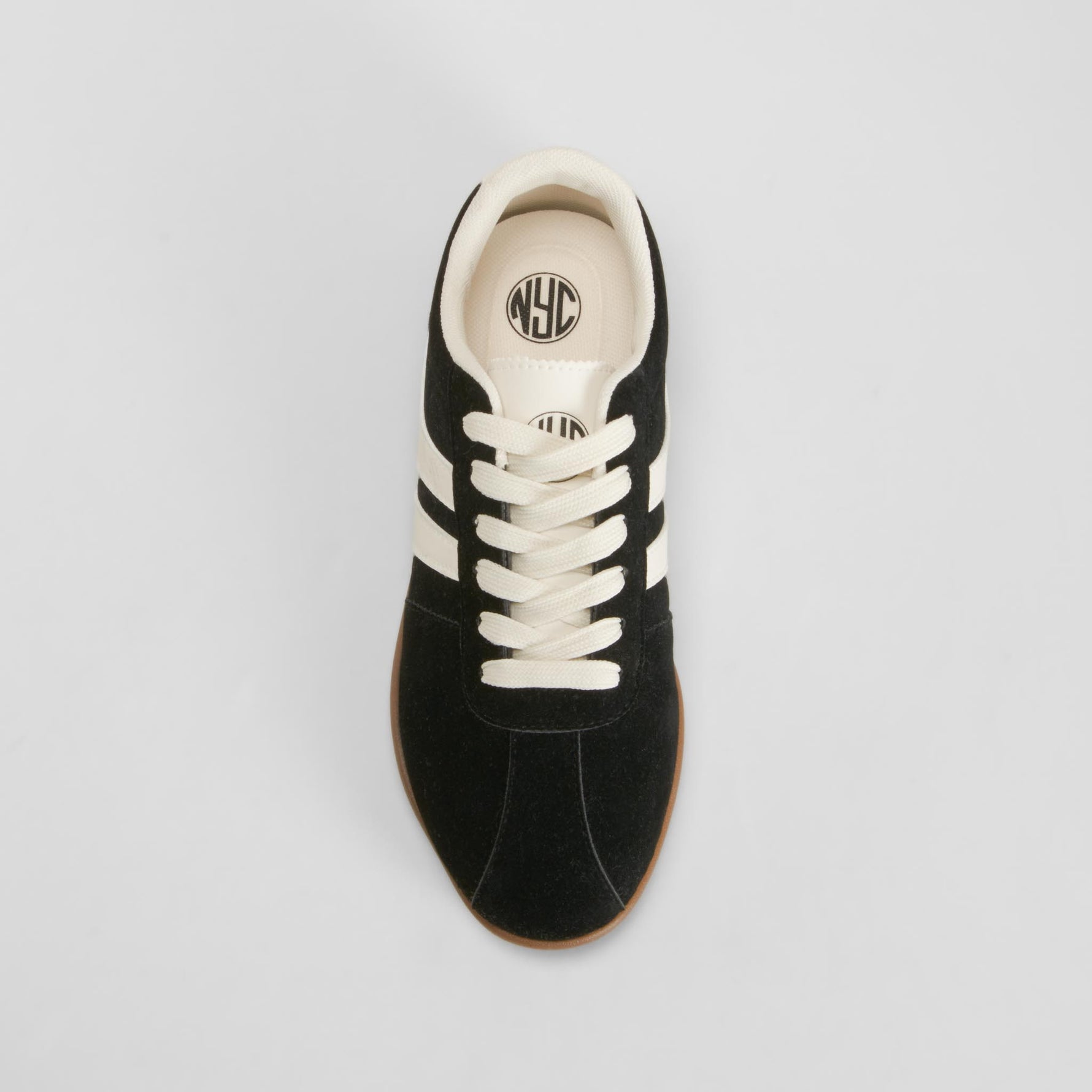Sneaker caramelo color negro NYC