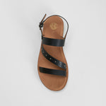 Sandalia plana tiras tachuelas negra NYC