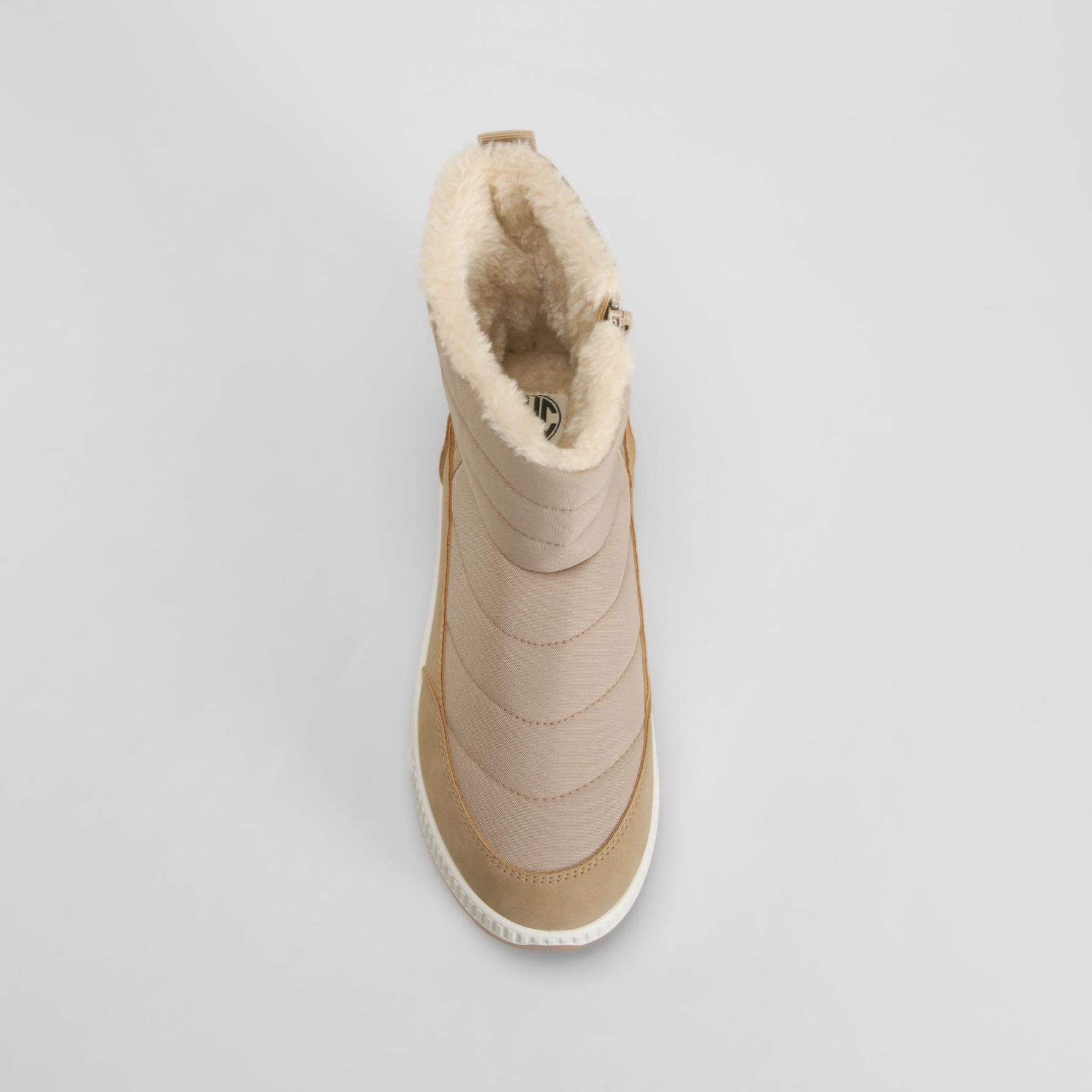 Botín de nieve suela gruesa beige NYC