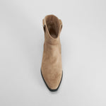 Botín tacón bajo campero beige NYC