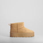 Botín australiano plataforma beige NYC