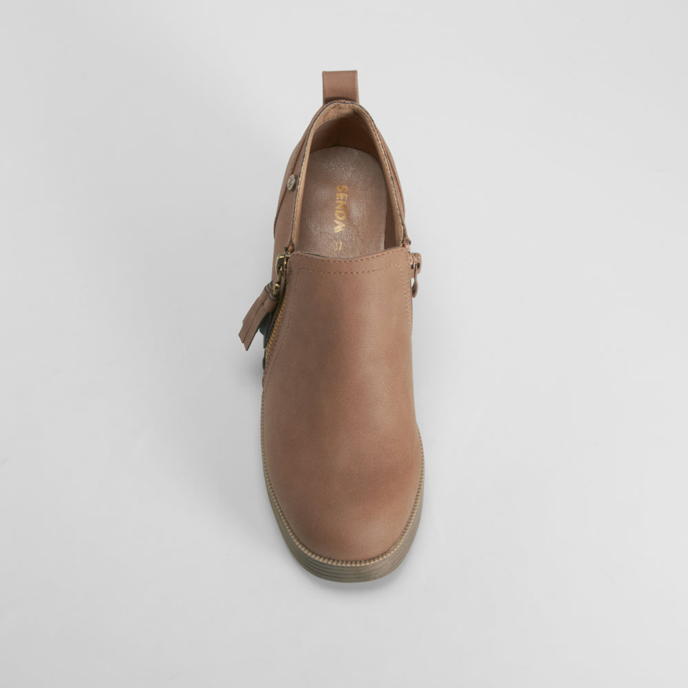 Zapato tacón marrón cremallera SENDA ROAD