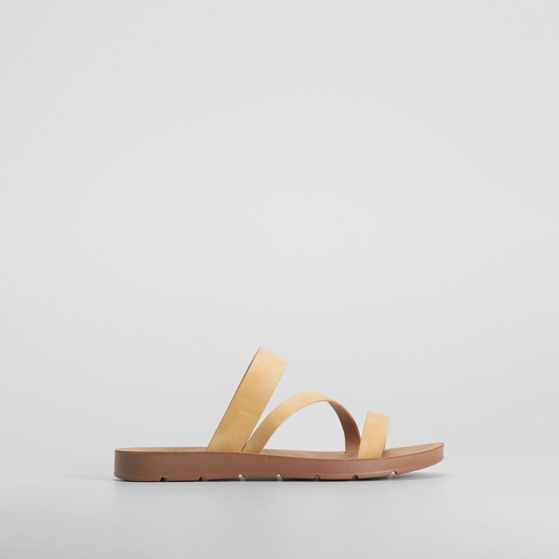 Sandalia plana tiras cruzadas beige SENDA ROAD