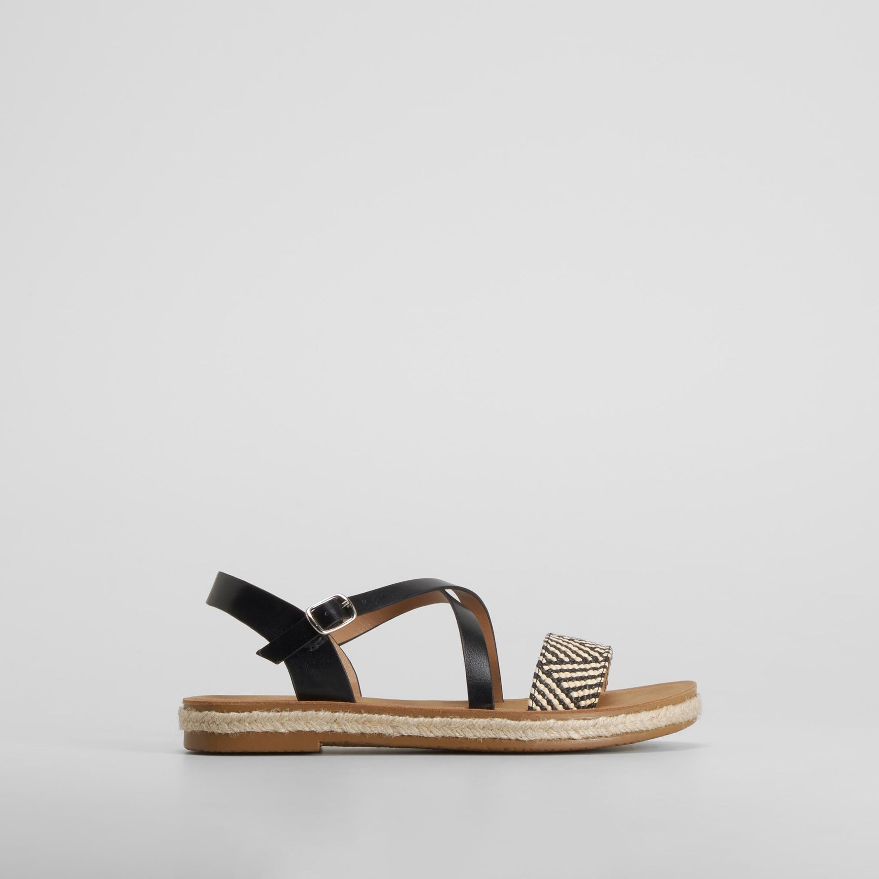 Sandalia rafia tiras negra SENDA ROAD