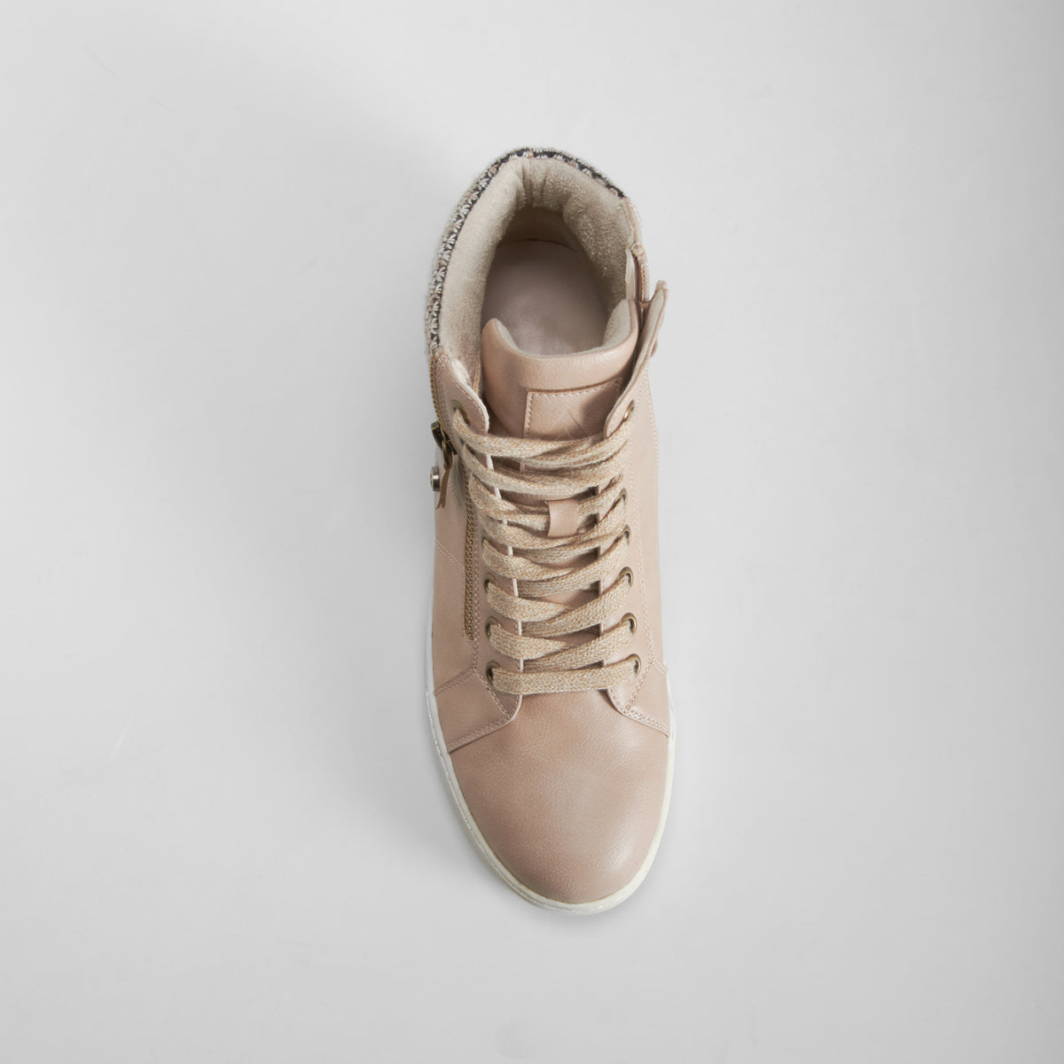 Botín deportivo casual beige SENDA ROAD