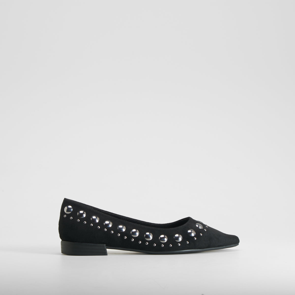 Bailarina tachuelas negra XTI